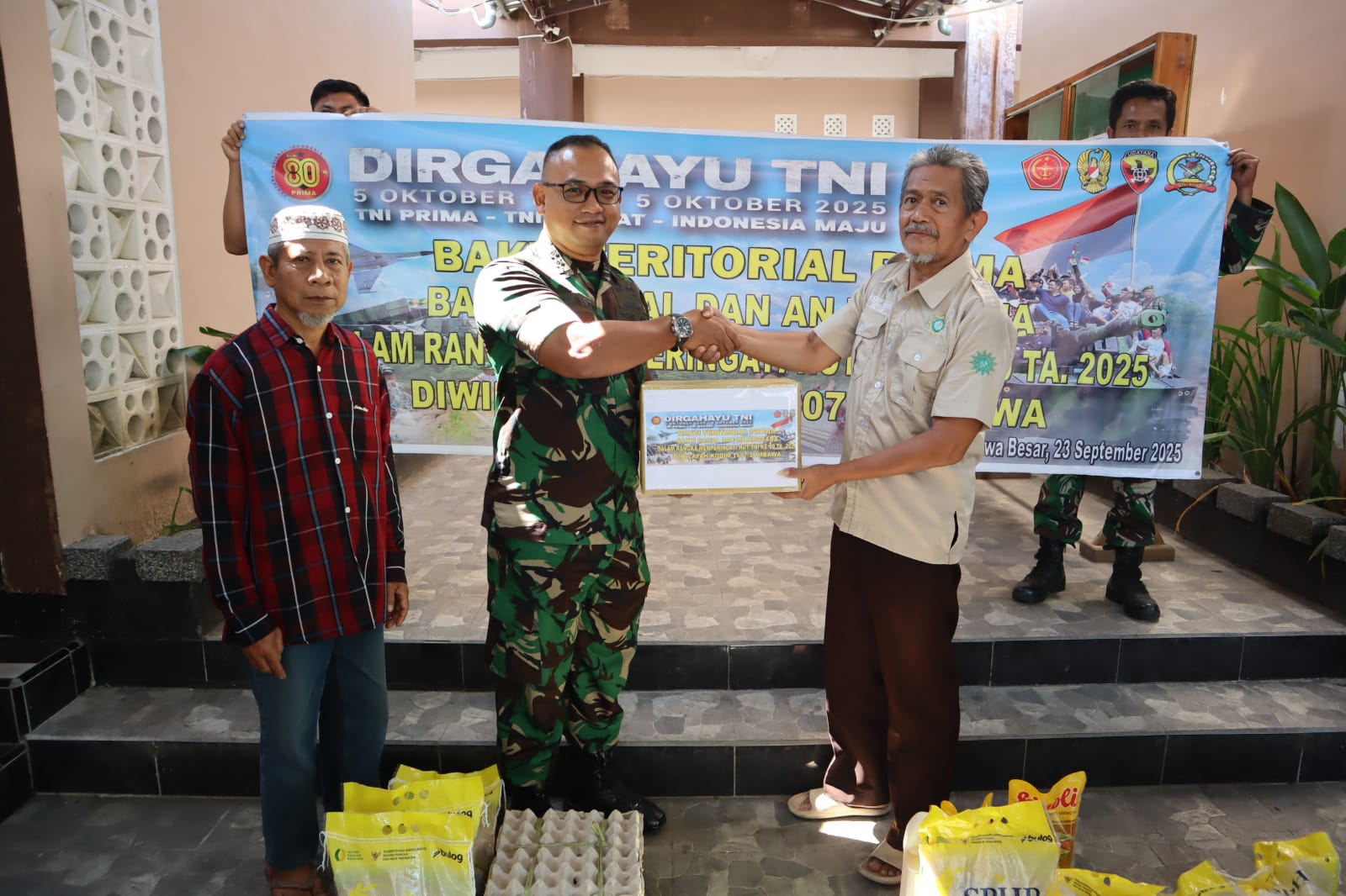 HUT TNI ke-80, Kodim 1607/Sumbawa Hadirkan Kebersamaan dan Kepedulian